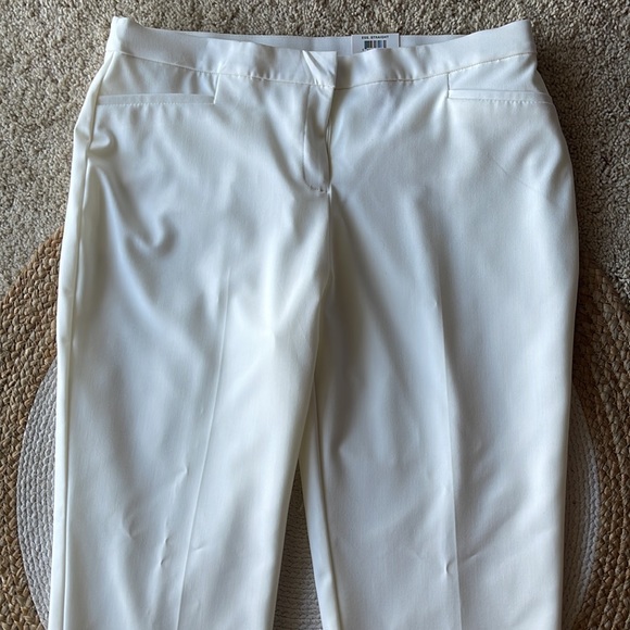 Alfani Straight leg off white pants-14 - Picture 9 of 16